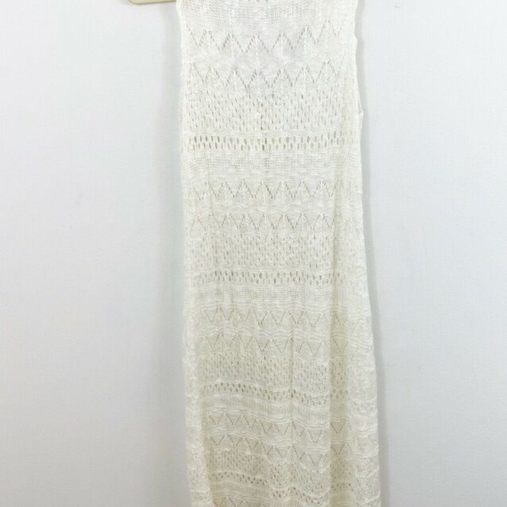 Elegant White Lace Vest - image 6
